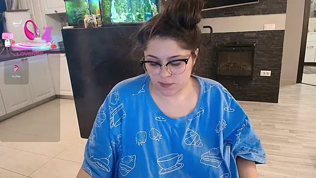 Layla- online show from 26, 3, 2026