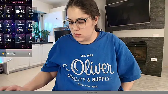 Snapshot of Layla- chatting on 21, 2, 2025 Layla- online show from 21, 2, 2025