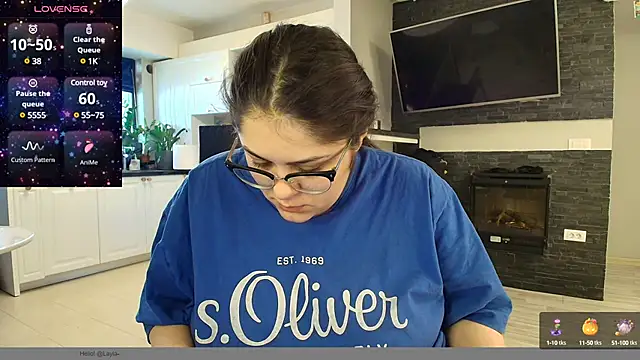 Snapshot of Layla- chatting on 21, 2, 2025 Layla- online show from 21, 2, 2025