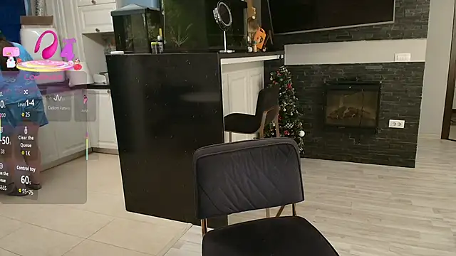 Layla- online show from 12, 2, 2026