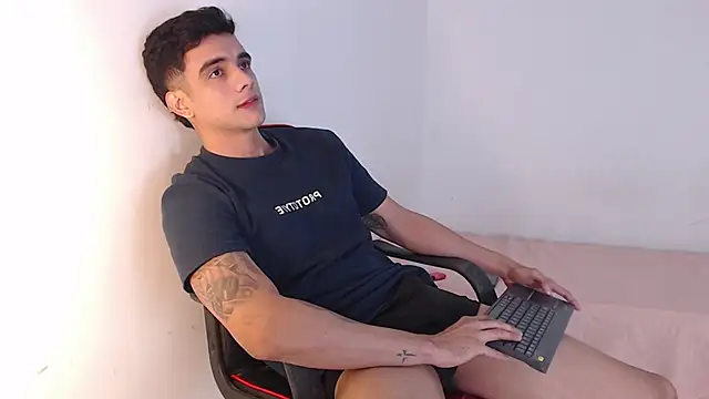 adam levis17 online show from 2, 10, 2025