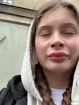 melicious  online show from 3, 3, 2025