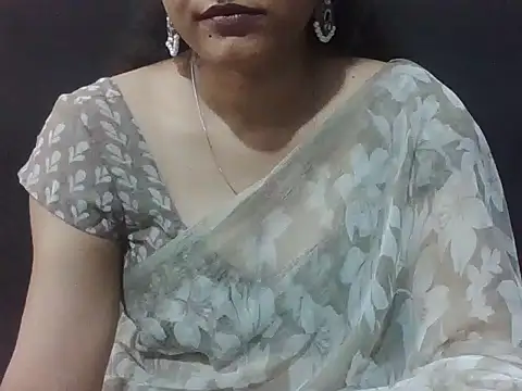 Snapshot of sugandha_bhabhi chatting on 16, 6, 2026 sugandha bhabhi online show from 16, 6, 2026