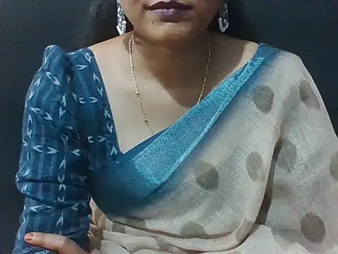 Snapshot of sugandha_bhabhi chatting on 27, 5, 2026 sugandha bhabhi online show from 27, 5, 2026