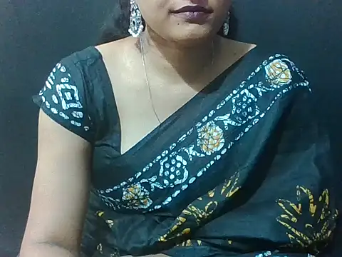 Snapshot of sugandha_bhabhi chatting on 12, 6, 2026 sugandha bhabhi online show from 12, 6, 2026