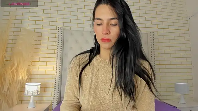 Snapshot of Emilly_wilson_ chatting on 31, 10, 2025 Emilly wilson online show from 31, 10, 2025