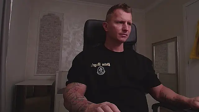 RomeoMalcolm online show from 15, 3, 2025