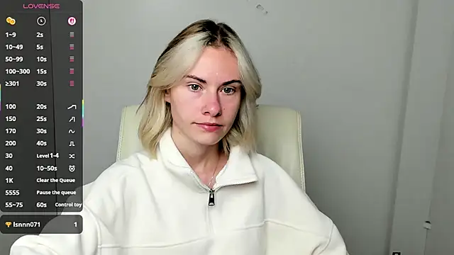 Fiona Night online show from 25, 9, 2025