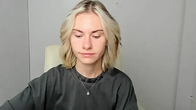 Fiona Night online show from 15, 9, 2025