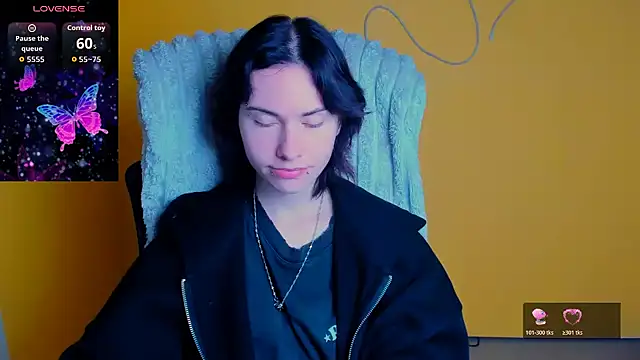 Fiona Night online show from 10, 5, 2026