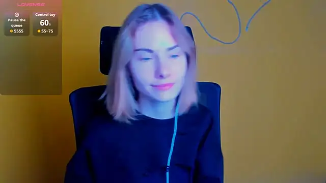 Snapshot of Fiona_Night chatting on 2, 3, 2026 Fiona Night online show from 2, 3, 2026