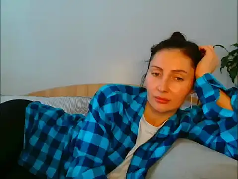 Irina9793 online show from 7, 4, 2026