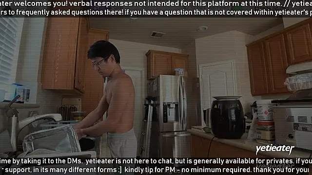 Snapshot of yetieater chatting on 7, 2, 2026 yetieater online show from 7, 2, 2026