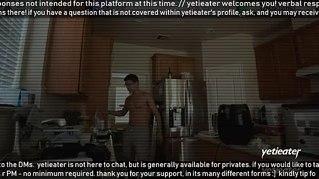 Snapshot of yetieater chatting on 17, 6, 2026 yetieater online show from 17, 6, 2026