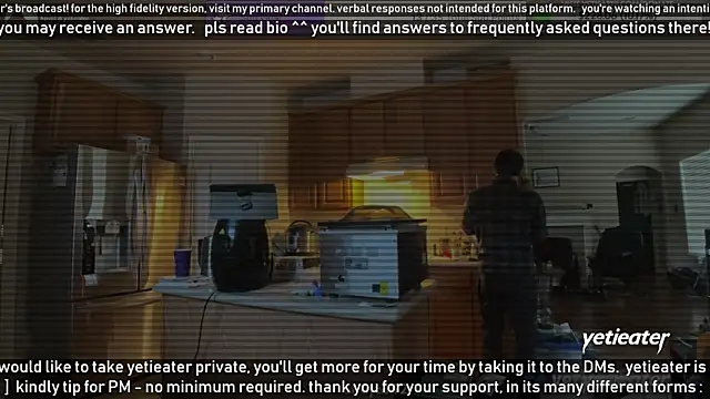 Snapshot of yetieater chatting on 10, 1, 2025 yetieater online show from 10, 1, 2025