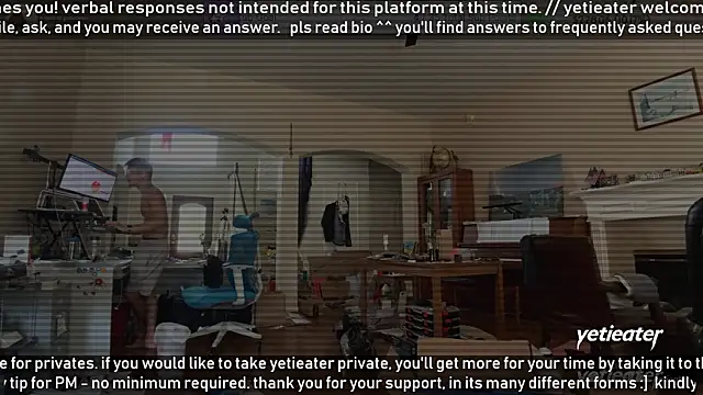 Snapshot of yetieater chatting on 7, 7, 2026 yetieater online show from 7, 7, 2026