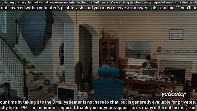 Snapshot of yetieater chatting on 10, 2, 2025 yetieater online show from 10, 2, 2025