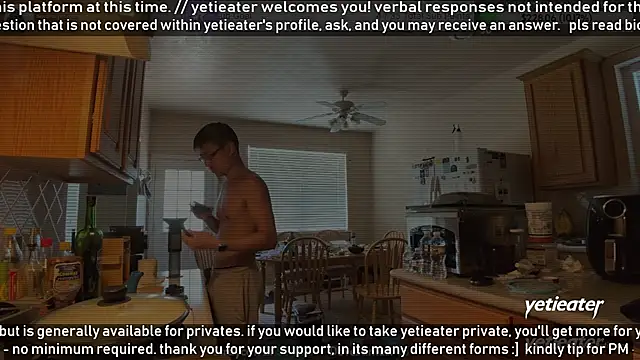 Snapshot of yetieater chatting on 10, 6, 2026 yetieater online show from 10, 6, 2026