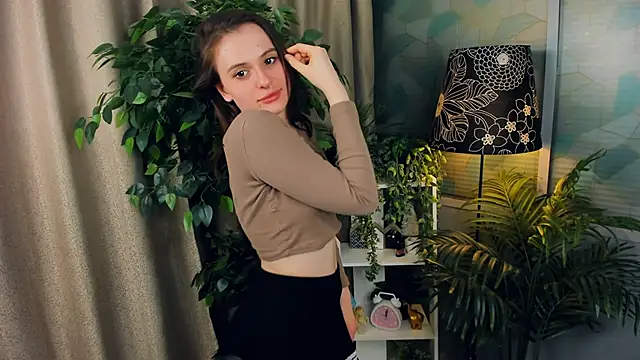 ElwineDrye online show from 3, 3, 2025