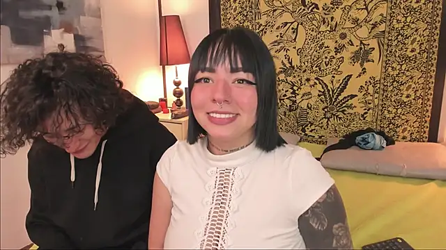 Aria and orien online show from 22, 11, 2025