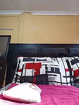 JuicyMilkyTizzy online show from 2, 6, 2026
