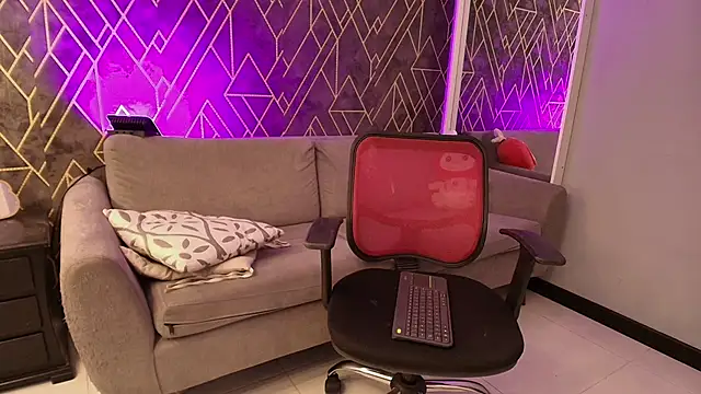 Tahara Romanov online show from 15, 3, 2025