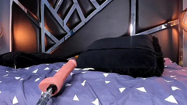 Melissa 23  online show from 15, 12, 2025