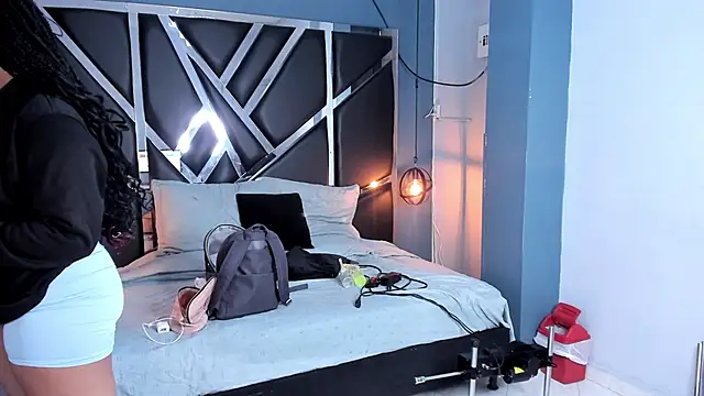 Melissa 23  online show from 20, 11, 2025