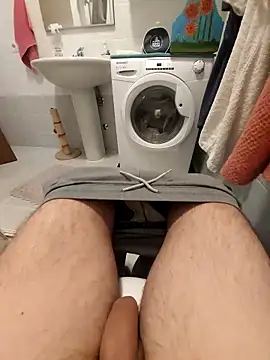 Cazzettostorto99 online show from 6, 10, 2025