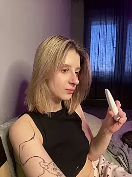 amorearte m online show from 9, 3, 2025