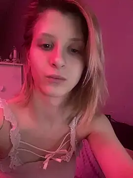 amorearte m online show from 3, 3, 2025