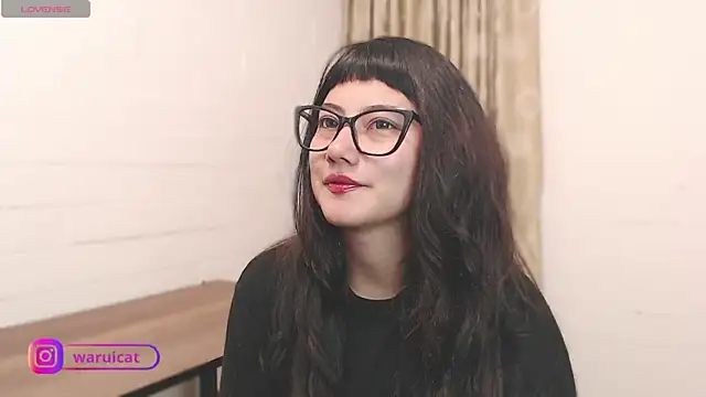 Snapshot of Laury_uri chatting on 17, 2, 2026 Laury uri online show from 17, 2, 2026