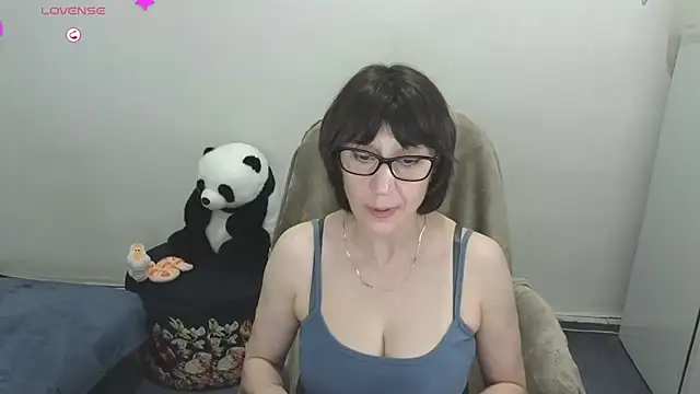 LenaFlynn online show from 16, 9, 2025