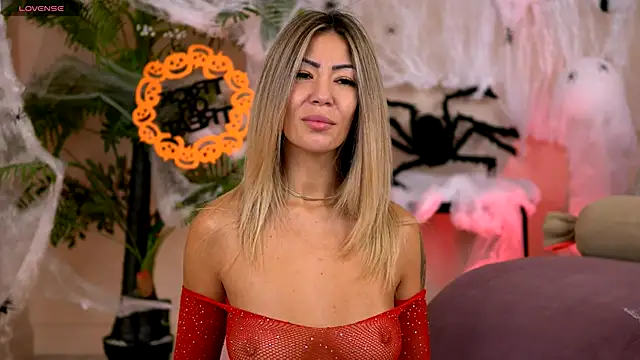 SophiaPotts online show from 31, 10, 2025