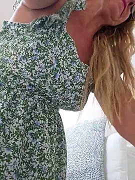 Melody73 online show from 6, 10, 2025