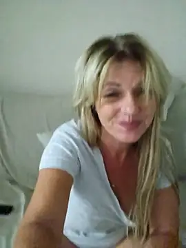 Melody73 online show from 21, 10, 2025