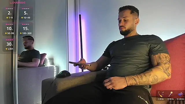 nicholasX1 online show from 13, 4, 2026