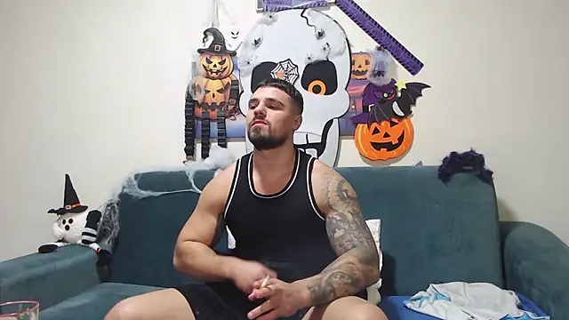 Tiberius hunk online show from 12, 11, 2025