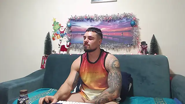 Tiberius hunk online show from 22, 12, 2025