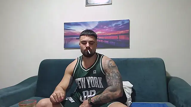 Tiberius hunk online show from 22, 11, 2025