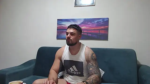 Tiberius hunk online show from 27, 11, 2025