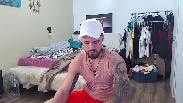 Tiberius hunk online show from 12, 2, 2026