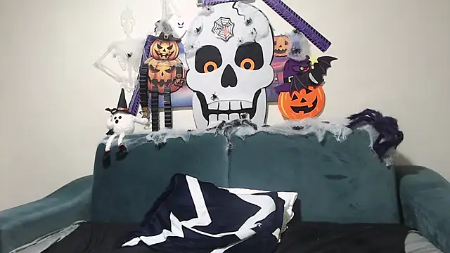 Tiberius hunk online show from 31, 10, 2025