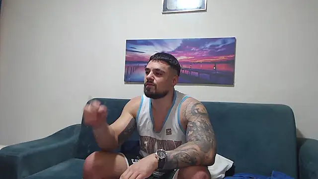 Tiberius hunk online show from 5, 12, 2025