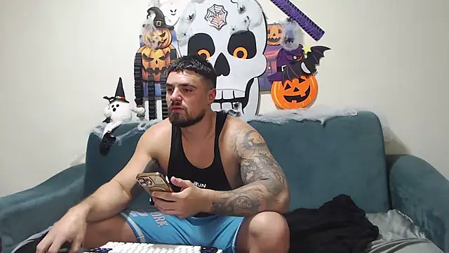 Tiberius hunk online show from 2, 11, 2025