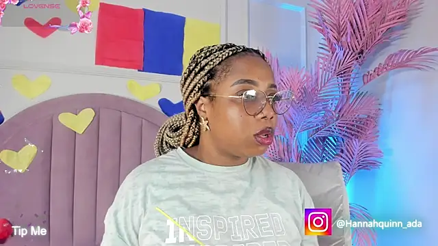 Snapshot of Hanaahquinn chatting on 26, 6, 2026 Hanaahquinn online show from 26, 6, 2026
