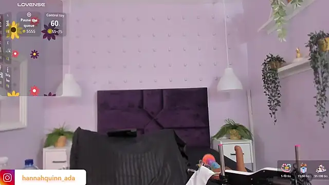 Hanaahquinn online show from 11, 11, 2025