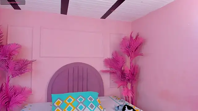 Hanaahquinn online show from 23, 3, 2025