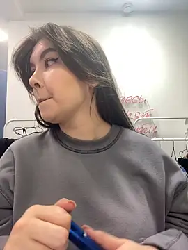 HannaJohnson online show from 3, 11, 2025