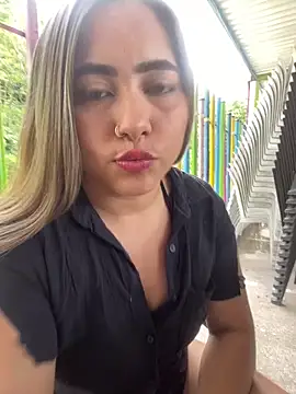 lunaxxx 69 online show from 25, 9, 2025